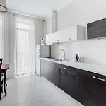 Appartamento New 2 Bedrooms On Deribasovskay Str Odessa