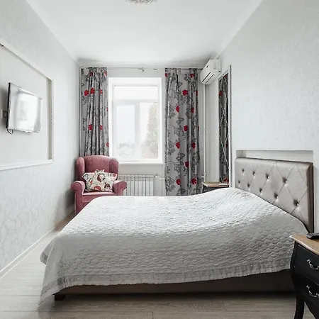 New 2 Bedrooms On Deribasovskay Str * Odessza