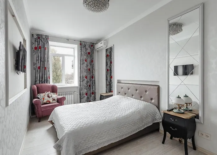 Apartman New 2 Bedrooms On Deribasovskay Str