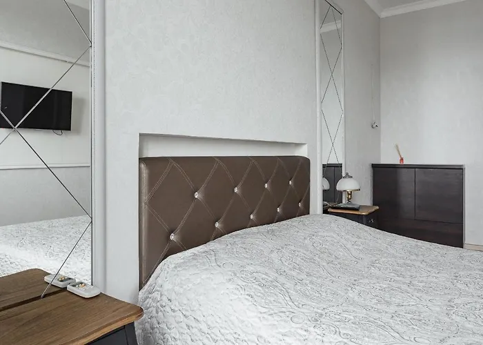 Apartman New 2 Bedrooms On Deribasovskay Str *