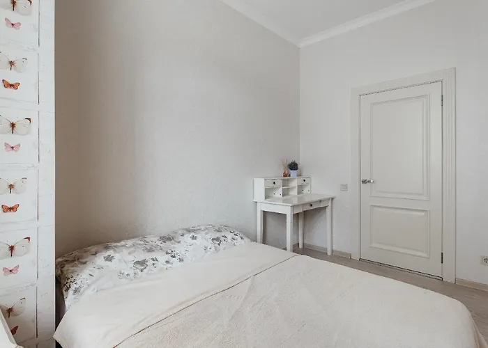 New 2 Bedrooms On Deribasovskay Str Apartman *